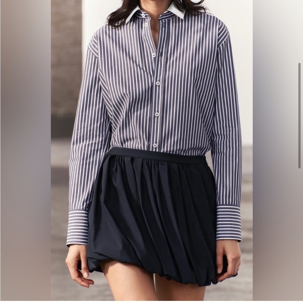 VIRAL NEW Zara blogger fav Mini balloon Skirt size XS
🚨NO DISCOUNT ON THIS SKIRT - Picture 5 of 12